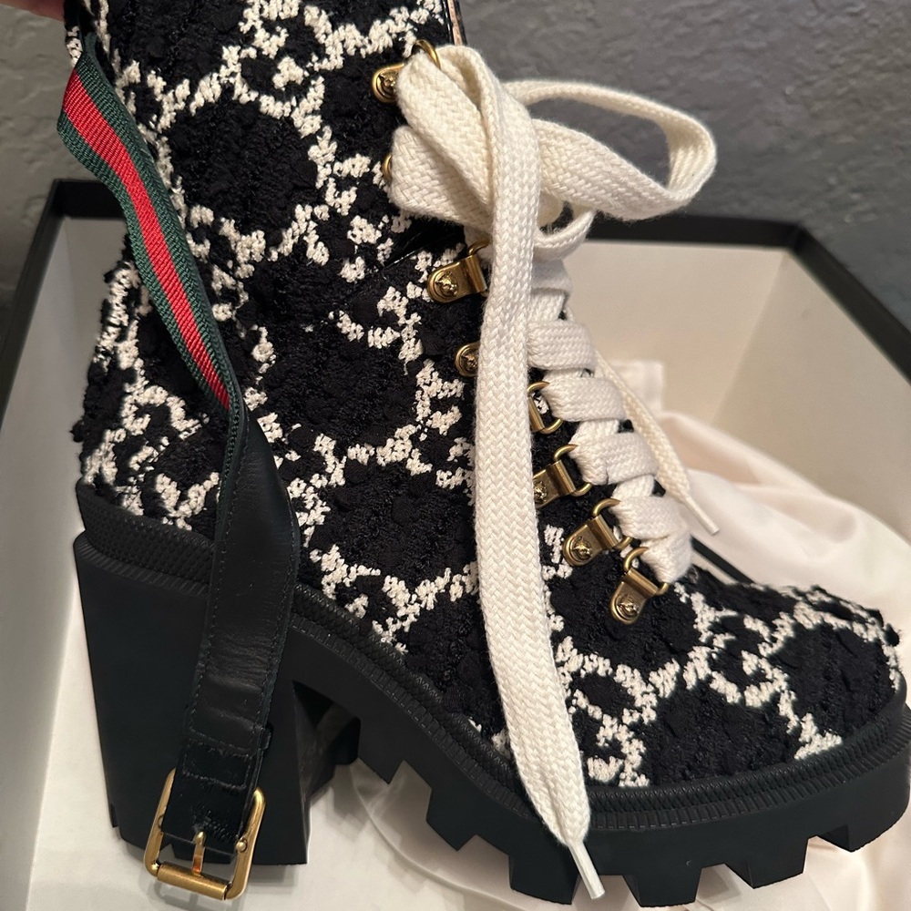 Gucci tweed combat Black and White Lace Up Bootstrap